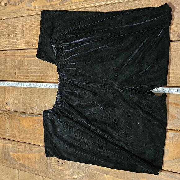 Notations Petite Velvet Pants - Black, Size M - Picture 1 of 5